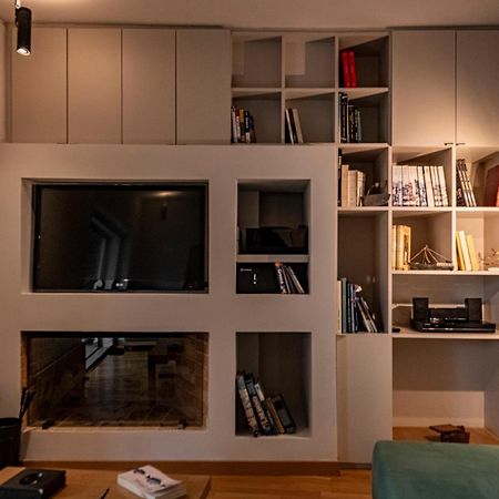 Hidesign Athens Tube Luxury Apt In Kolonaki Exterior foto