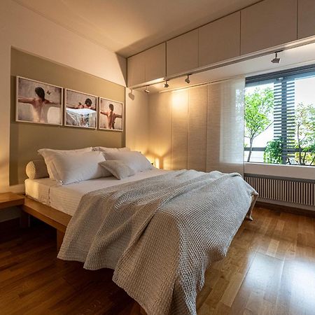 Hidesign Athens Tube Luxury Apt In Kolonaki Exterior foto