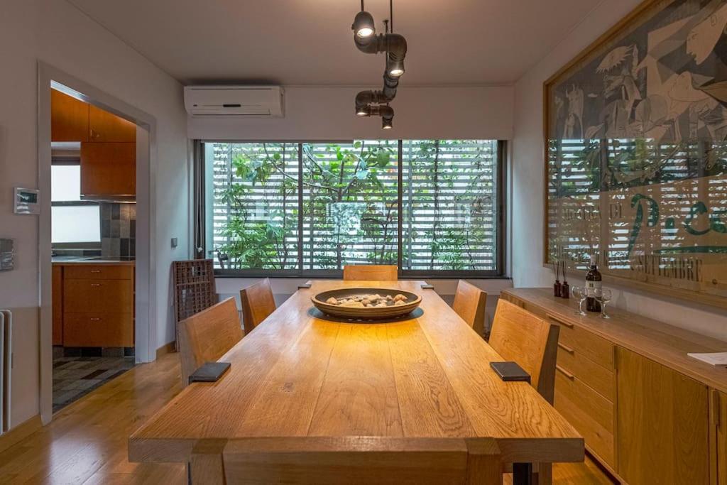 Hidesign Athens Tube Luxury Apt In Kolonaki Exterior foto
